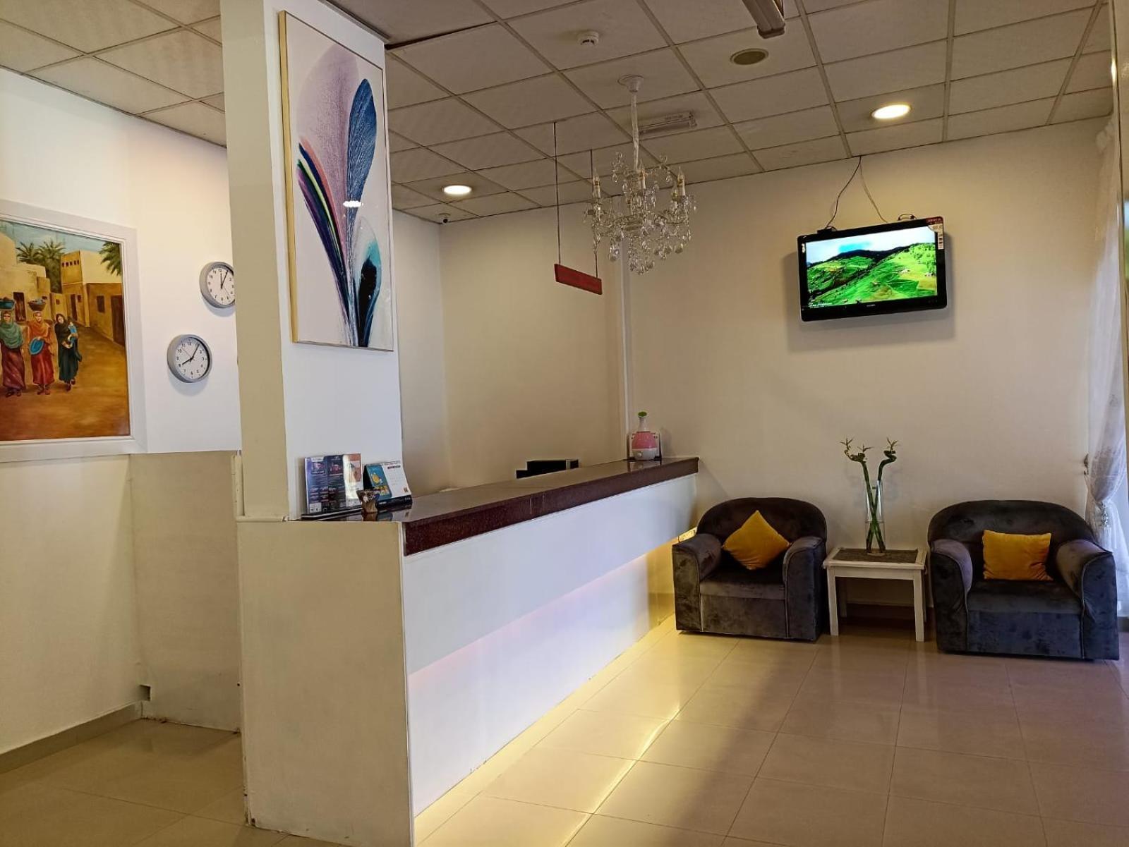 Oyo 122 Savoy